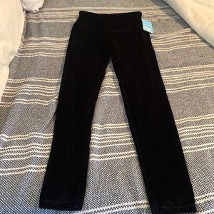 NWT - VELVET YUMMIE LEGGING